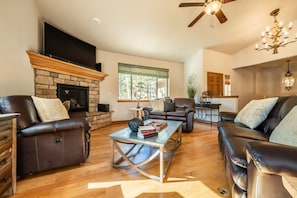 UPSTAIRS LIVING ROOM