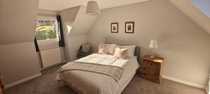 7. 1st Floor king sized bedroom