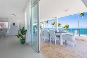 Absolutely gorgeous ocean view! Incomparable! Book your unique vacation and best memories!