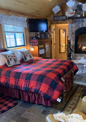 Cozy queen bed with bear plaid king confiter 