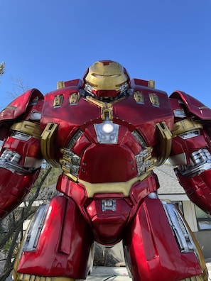 Meet the Hulkbuster! A superhero photo op you won’t forget!