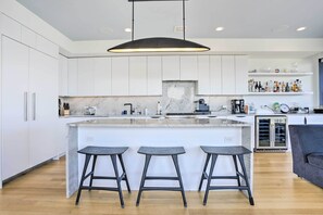 Fully Equipped Kitchen | Breakfast Bar Island Seating