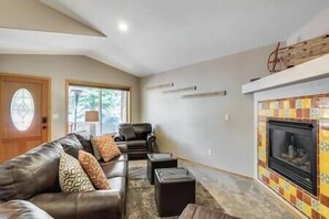 Front Living Room with Gas Fireplace