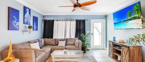 Living room with view of the Main Entrance.