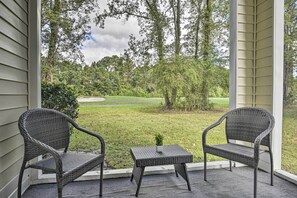 Screened Porch | Golf Course Views