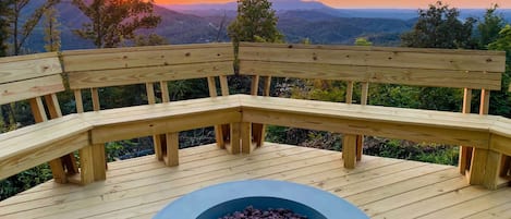 Gatlinburg Vacation Rental | 4BR | 3.5BA | 2,400 Sq Ft | Stairs Required