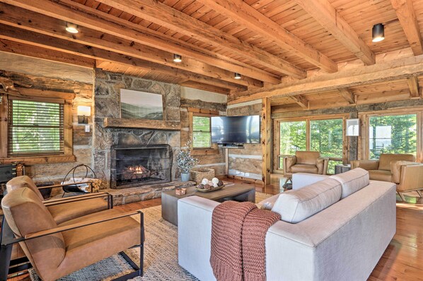 Gatlinburg Vacation Rental | 3BR | 3.5BA | 2,400 Sq Ft | Stairs Required