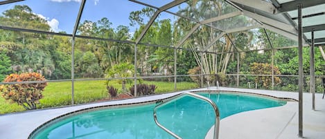 Naples Vacation Rental | 3BR | 2BA | 1,400 Sq Ft | Step-Free Access