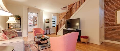 Augusta Vacation Rental | Studio | 1.5 BA | 1,142 Sq Ft | Stairs Required