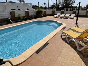 Pool & Sun Terrace Area