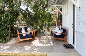 PRIVATE OUTDOOR LIGHTED PORCH AREA