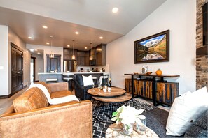 Main Level - Comfortable Living Room