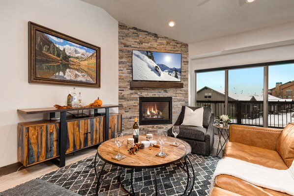 Gas Fireplace, Smart TV and Balcony Access