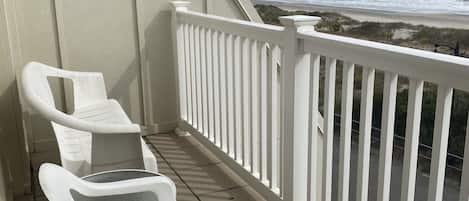 Main Living Deck