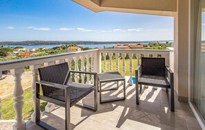balcony-terrace