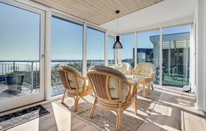 balcony-terrace