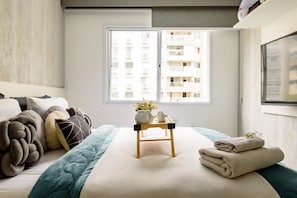 Suíte com TV e ar condicionado