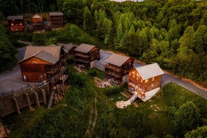 Neighborhood of Mountain Memories