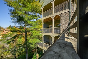 Cabin rules: Smell the fresh air, enjoy nature, nap often, and create memories.
