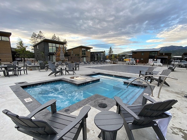 Quarry Clubhouse outdoor hot tub, shared with other Quarry residents and guests