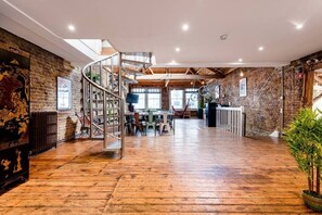 The stairwell to the main bedrooms