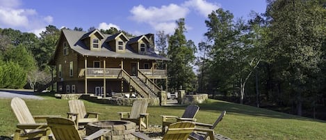 Facing cabin from the lake