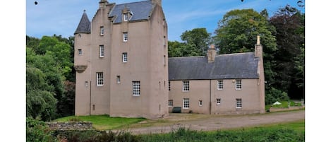 Lickleyhead Castle