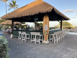 Driftwood Bar and Grill poolside