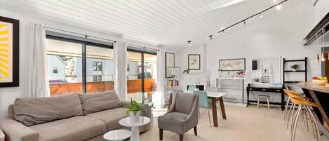 The spacious living area of this studio loft offers everything you need to enjoy a weekend, week or month in Aspen!