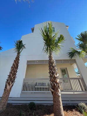 New Luxury 4BR in the heart of Seacrest Rosemary Alys 30A
