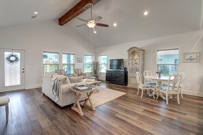 Living Area - Lots of natural lighting!