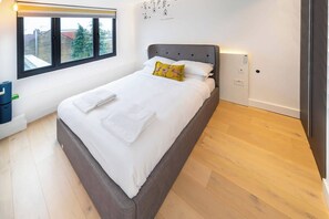 Spacious King Bedroom