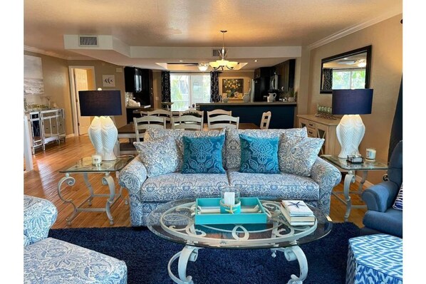 Tierra Palms awaits you!