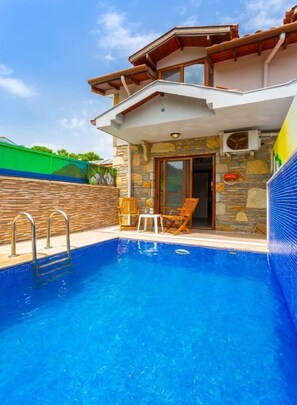 Beautiful villa with private pool and terrace