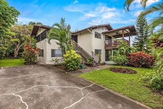 Spacious & Peaceful 2 BR condo w/ Strong wifi in Kona town
