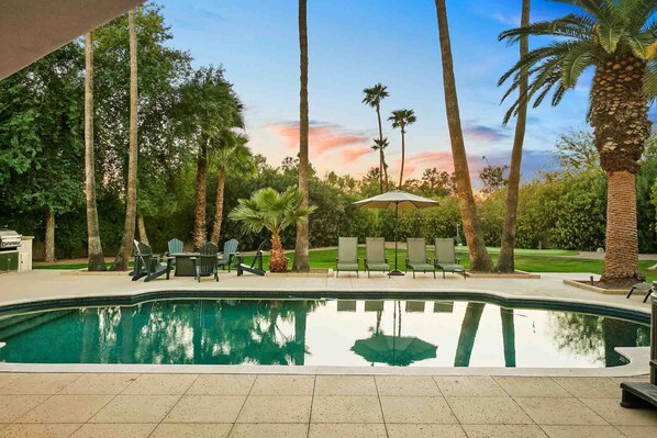 Private pool, Hot tub, loungers, and firepit