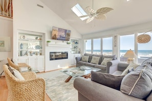 Mid-Level Living Room