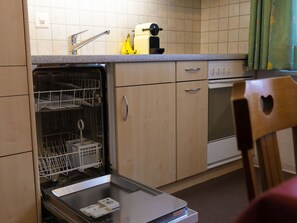 Propriété, Cabinetry, Bois, Appareil De Cuisine, Sol, Sol, Cuisine, Principaux Appliance, Gaz