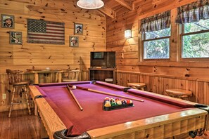 Game Room | High Top Table | Pool Table