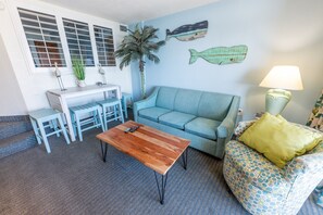 Beautifully Decorated, Updated in 2023!