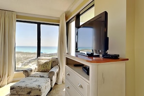 Living Room - Smart TV
