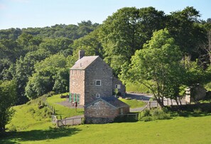 Lletty and Annexe situated high above the Eglwysbach Valley
