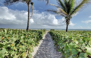 Private Beach Access Entrance