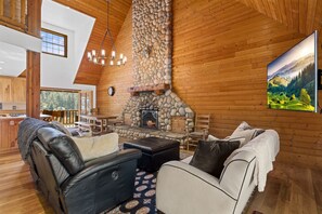 Living room & fireplace