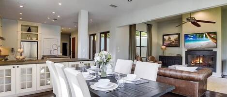 The Villa features an open floor plan on the first level with over 1500 sq ft of living, dining and culinary space.