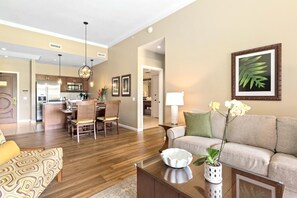 Soothing neutrals, island textures, and natural light HKK-112
