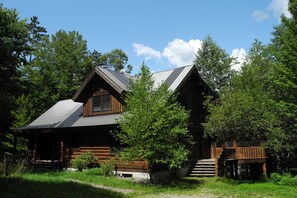 Piseco Log Lodge