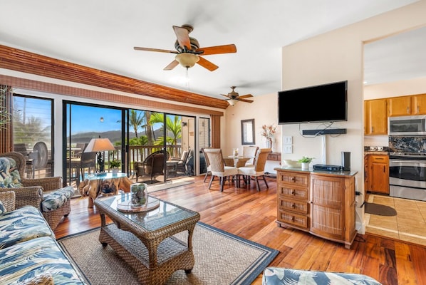 Cozy living room with island vibes.