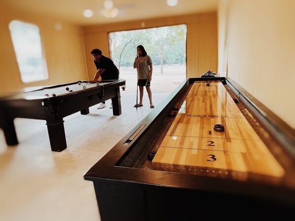 Spielezimmer