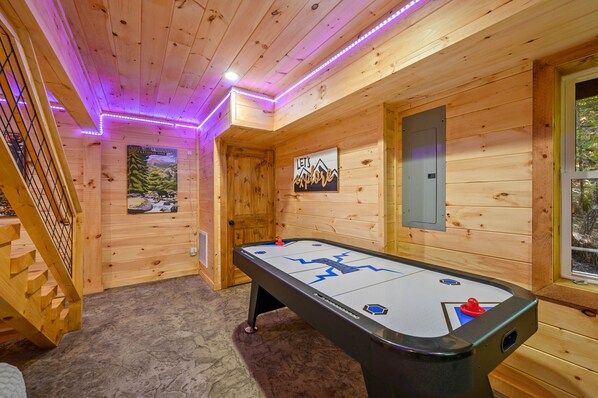 Spielezimmer